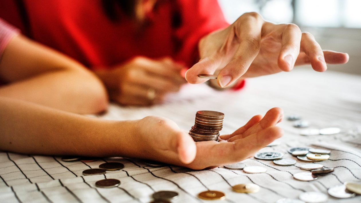 Money saving 101: All the basic tips that will help you lead your dream life